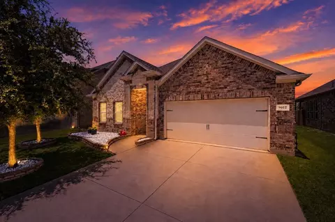 9012 Conroe Dr, Argyle, TX 76226