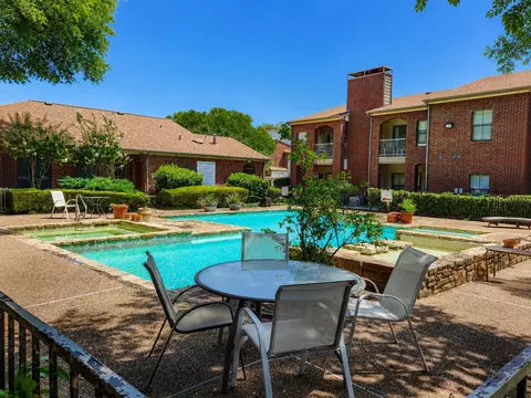 3257 Donnelly Cir #604, Fort Worth, TX 76107