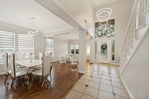 117 Red Bluff Dr, Hickory Creek, TX 75065