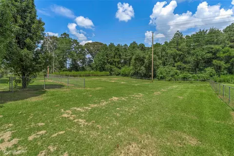 Exterior - 233 Allen Dr, Minden, LA 71055 photo 9 of 10