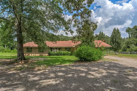 Exterior - 233 Allen Dr, Minden, LA 71055 photo 2 of 10
