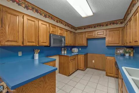 Kitchen - 233 Allen Dr, Minden, LA 71055 photo 3 of 4