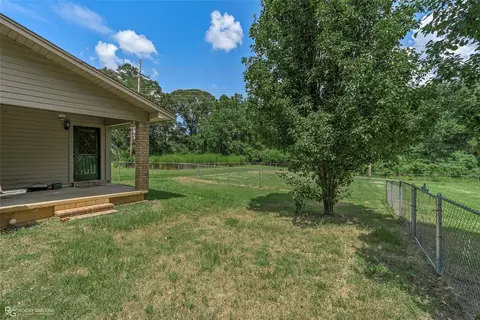 Exterior - 233 Allen Dr, Minden, LA 71055 photo 4 of 10