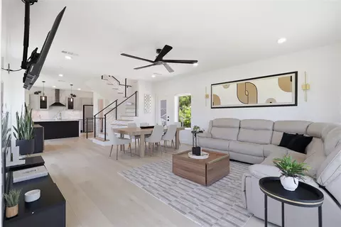 1926 Pueblo St, Dallas, TX 75212