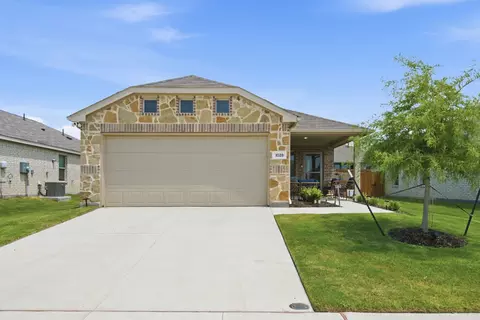1028 Naranjos Dr, Haslet, TX 76052
