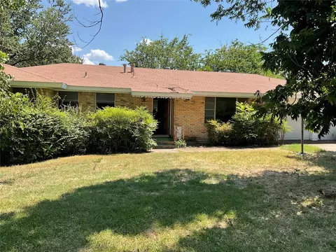 6201 Rocky Point Trl, Lake Worth, TX 76135
