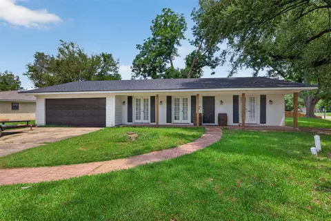 1625 Success St, Bossier City, LA 71112