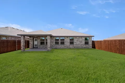 404 Comanche Dr, Cleburne, TX 76033 photo 24