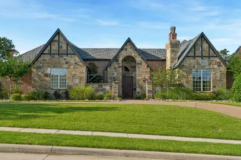 4713 Clydesdale Dr, Flower Mound, TX 75028