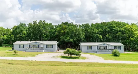 Exterior - 919 Harrell Rd, Howe, TX 75459 photo 7 of 8
