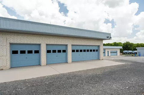 Exterior - 919 Harrell Rd, Howe, TX 75459 photo 6 of 6