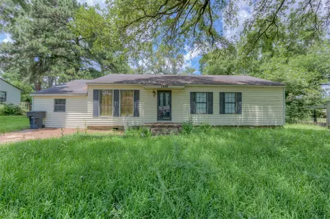 1838 Shady Ln, Shreveport, LA 71118