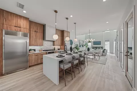 822 Duluth St, Dallas, TX 75212