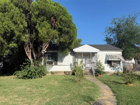 426 Krueger St, Dallas, TX 75224