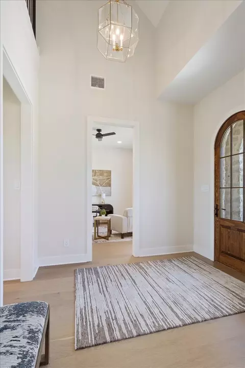 Entry Way - 931 Fawn Dr, Mcgregor, TX 76657 photo 2 of 3