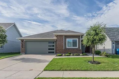 713 Griffith Park Trl, Alvarado, TX 76009