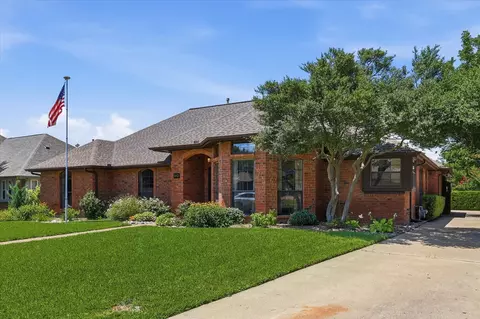 Exterior - 642 Eagle Dr, Coppell, TX 75019 photo 10 of 10