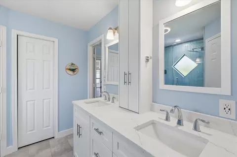 Bath - 642 Eagle Dr, Coppell, TX 75019 photo 3 of 5