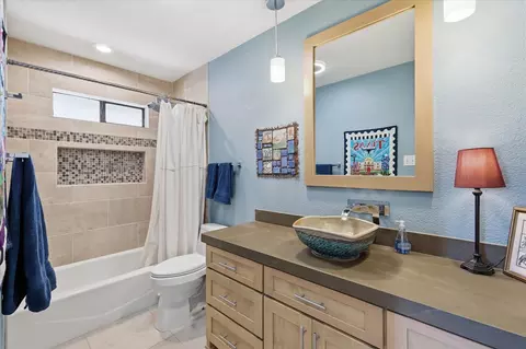 Bath - 642 Eagle Dr, Coppell, TX 75019 photo 5 of 5