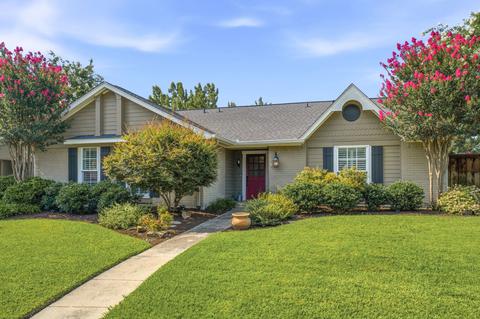 258 Creekside Ln, Coppell, TX 75019