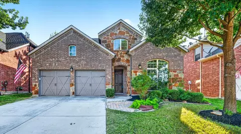 8417 Bayberry Ave, Lantana, TX 76226