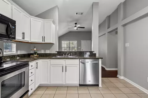 10104 Bunting Dr, Waco, TX 76708 photo 9