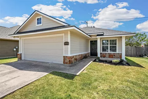 10104 Bunting Dr, Waco, TX 76708 photo 2