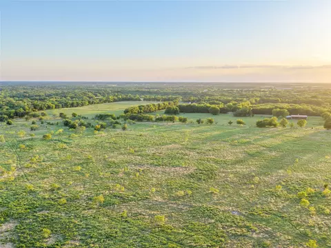 5715 Interstate 30, Campbell, TX 75422 photo 2