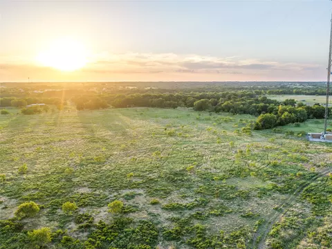 5715 Interstate 30, Campbell, TX 75422 photo 4