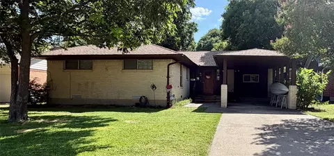 9003 Liptonshire Dr, Dallas, TX 75238