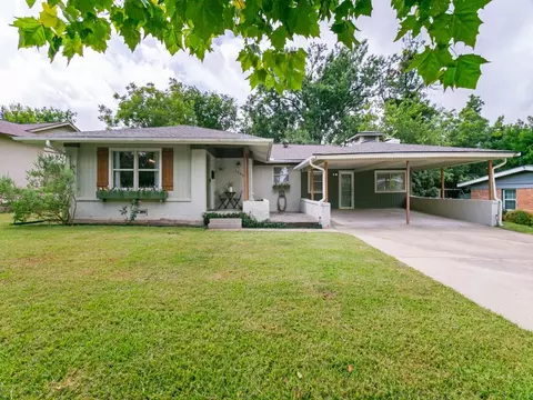 3505 Cromart Ave, Fort Worth, TX 76133