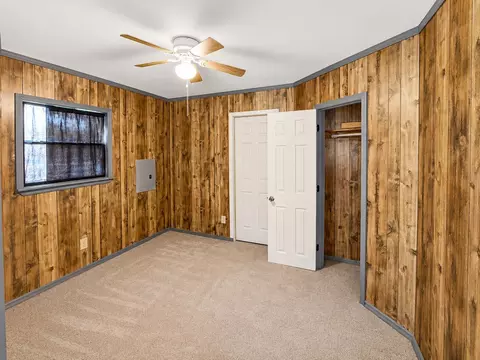 Bedroom - 1980 Apache Rd, Quinlan, TX 75474 photo 1 of 2
