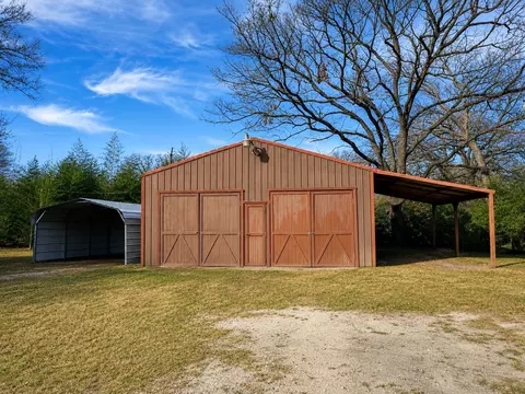 Exterior - 1980 Apache Rd, Quinlan, TX 75474 photo 2 of 4