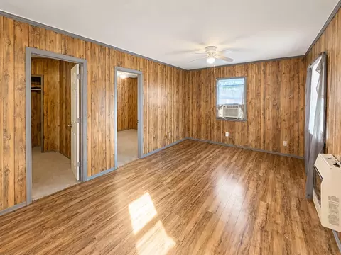 Living - 1980 Apache Rd, Quinlan, TX 75474 photo 2 of 2