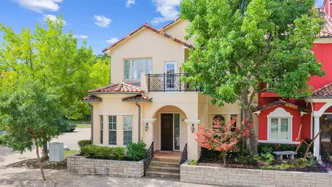 53 Piazza Ln #110, Colleyville, TX 76034