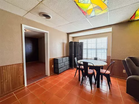 Dining - 705 N Avenue E, Haskell, TX 79521 photo 1 of 1