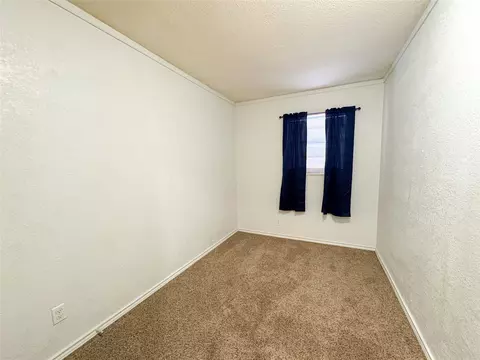 Bedroom - 705 N Avenue E, Haskell, TX 79521 photo 3 of 5