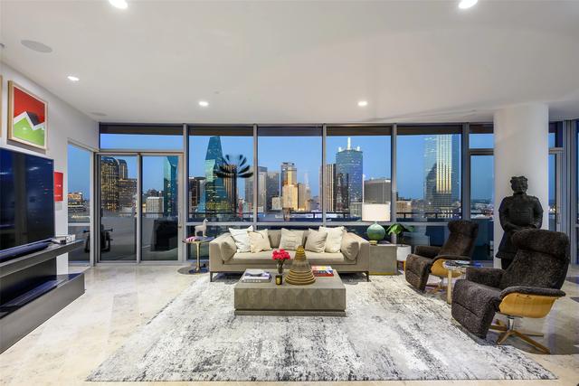 2200 Victory Ave #2304, Dallas, TX 75219