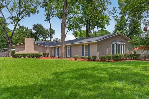 324 Gilbert Cir, Shreveport, LA 71106