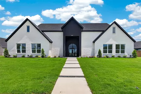 1010 Devonshire Dr N, Forney, TX 75126 photo 1