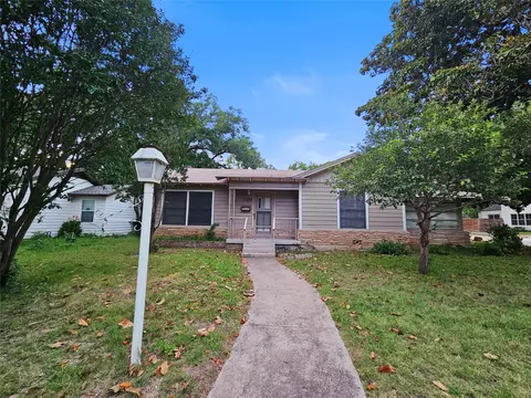 5100 Melbourne Dr, Fort Worth, TX 76114