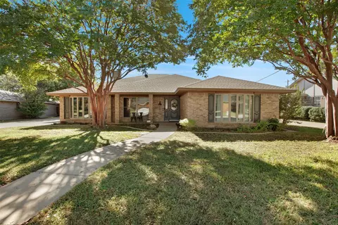 4209 Capilla St, Fort Worth, TX 76133