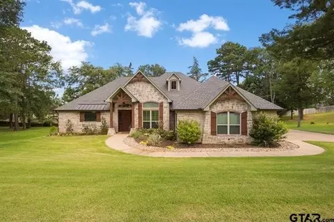 332 Hines Xing, Bullard, TX 75757