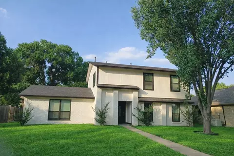 3309 Graybar Dr, Garland, TX 75040