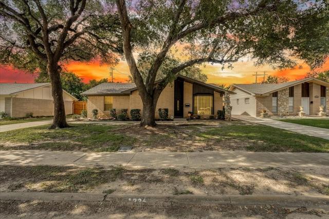 1226 Glen Loch Dr, Irving, TX 75062