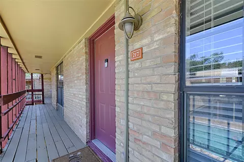 5930 Birchbrook Dr #217, Dallas, TX 75206