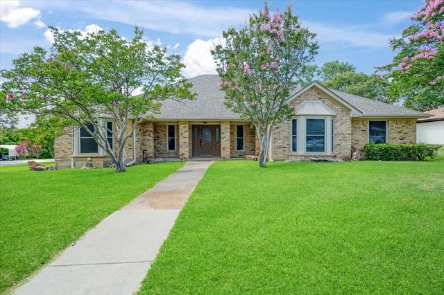 1621 Idlewood Dr, Sherman, TX 75092