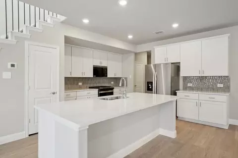 2736 Teton St, Corinth, TX 76210