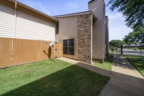 5516 Boca Raton Blvd #310, Fort Worth, TX 76112