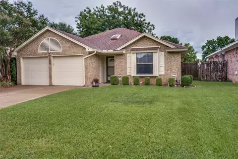1409 Lincolnshire Way, Fort Worth, TX 76134
